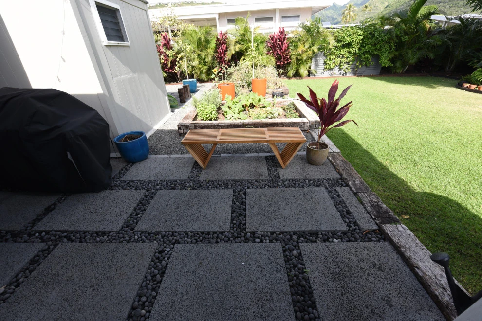 Outdoor Space with Square Pavers by Lanaiscapes - Photo 6