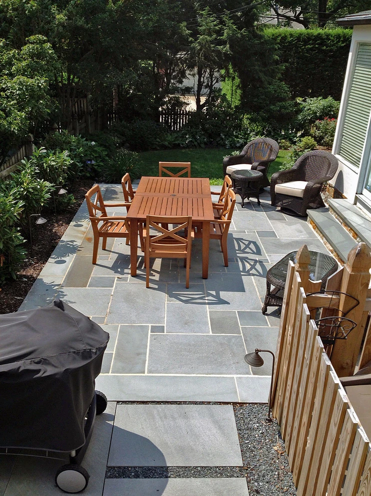 Contemporary small space patio by Land/arch Landscape Architecture - Photo 3