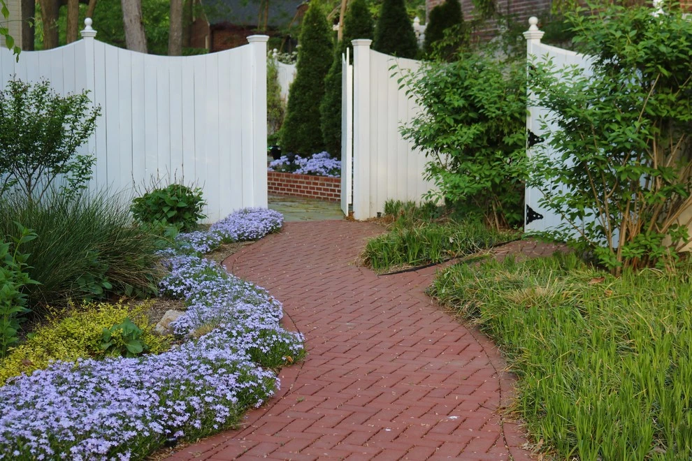 Sustainable Urban Design Landscape by Landis Garden Design - Photo 6