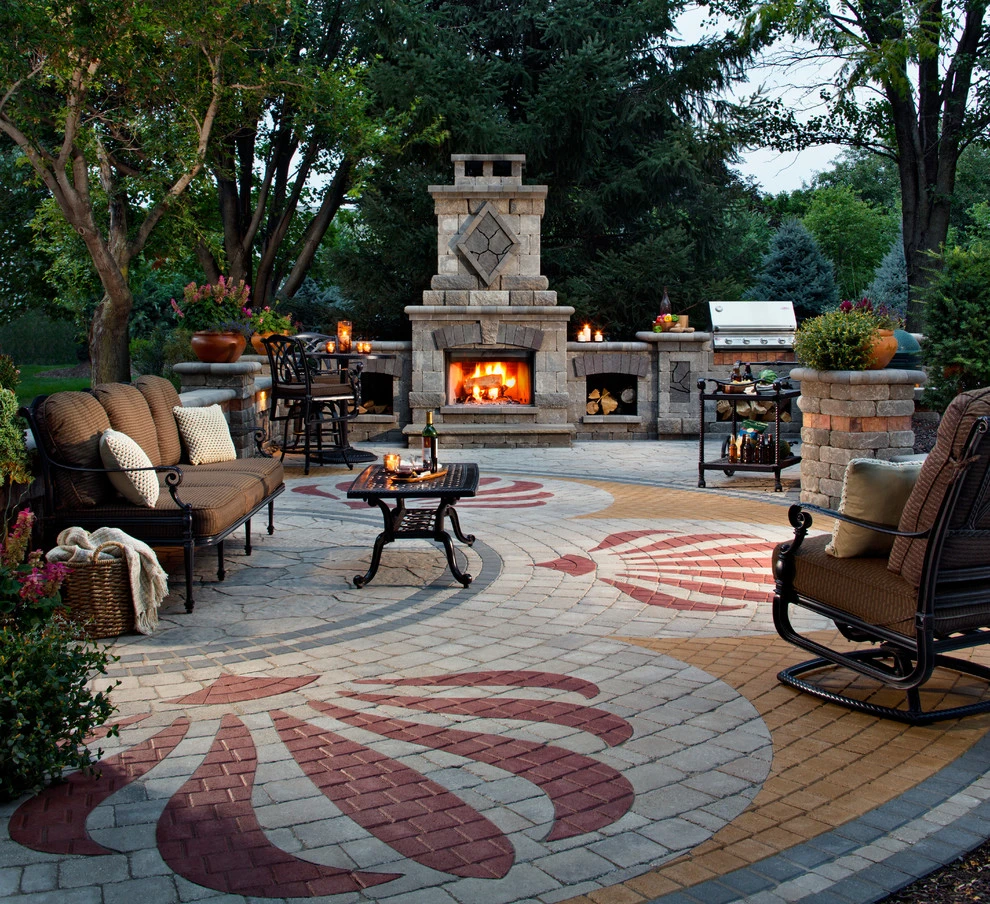 outdoor retreat by Paver Designs LLC - Photo 4