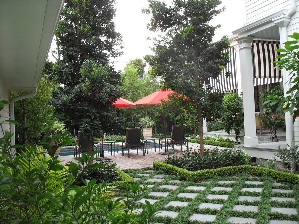 Lower Garden District Residential by Peter Raarup Landscape Design - Photo 7