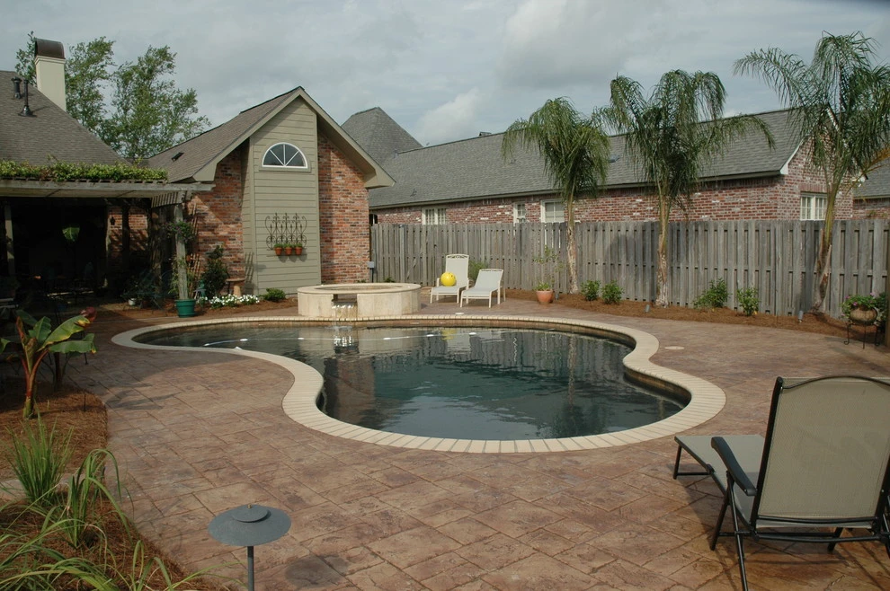 Curvilinear Pool Master Plan by Philip Moser Associates Landscape Architects - Photo 4