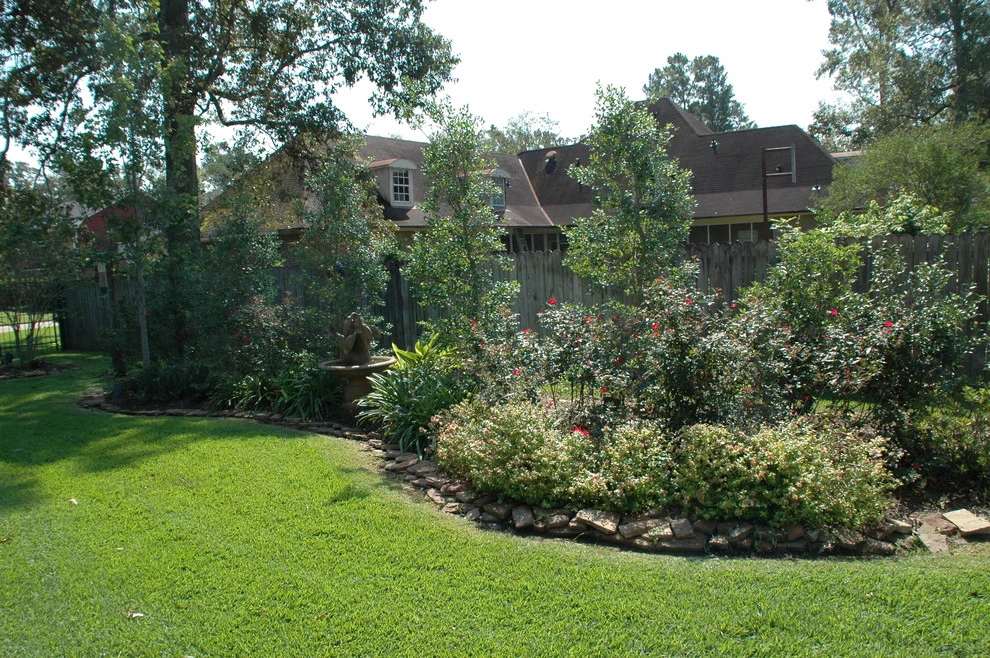 Concord Estates Outdoor Kitchen and Landscape Master Plan by Philip Moser Associates Landscape Architects - Photo 15