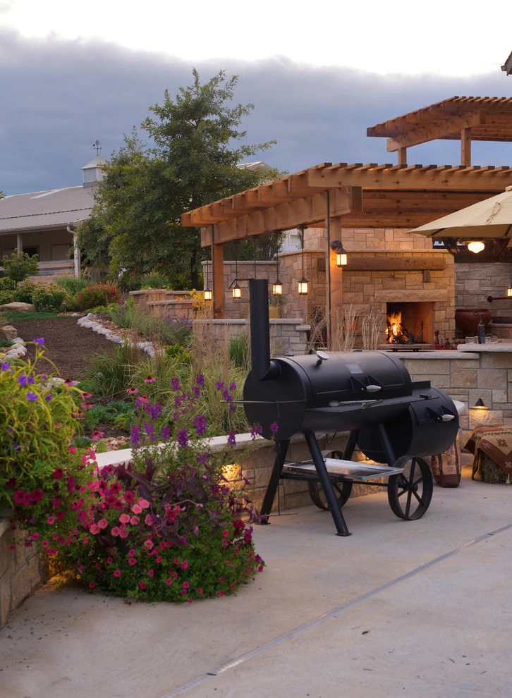 Stehney Project by Maverick Landscaping, Porch And Patio - Photo 31