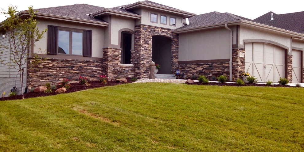 Robert's Nursery Lawn & Landscaping LLC - Photo 11