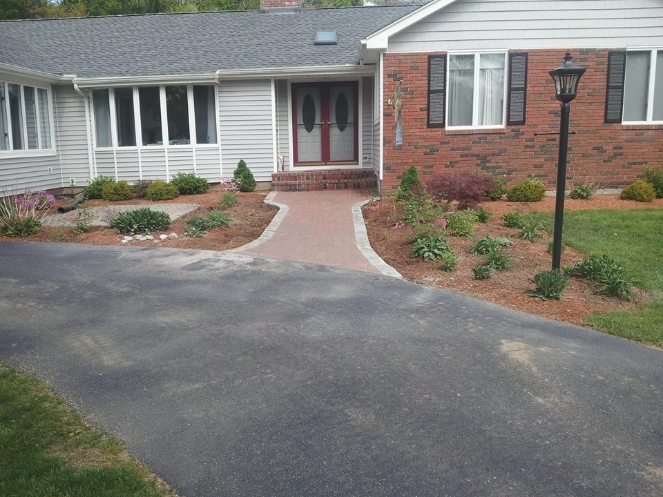 Entryways by Environmental Design & Landscaping LLC - Photo 6