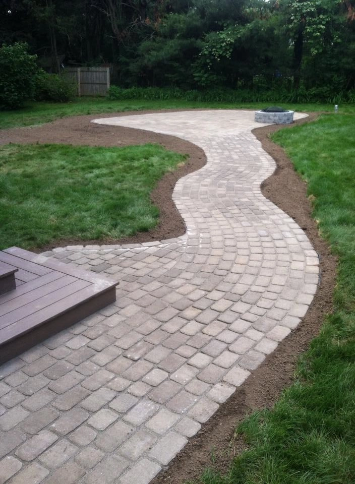 Entryways by Environmental Design & Landscaping LLC - Photo 7