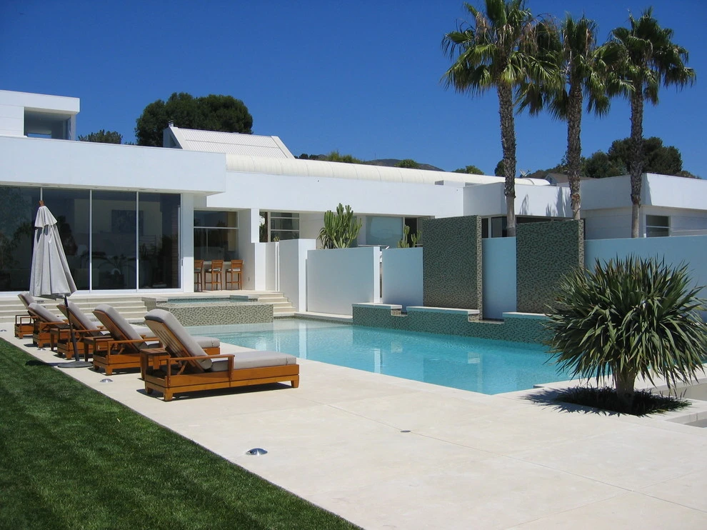 R Malibu Residence by Sage Design Studios, Inc. - Photo 6