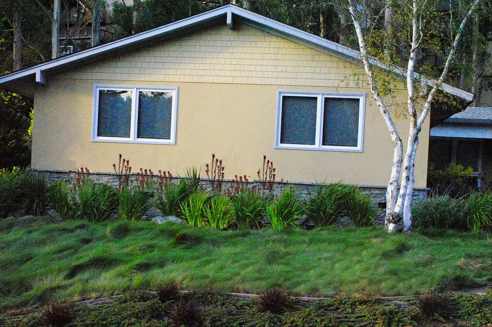 San Mateo Modern by Kristen Rudger Landscape Design - Photo 3