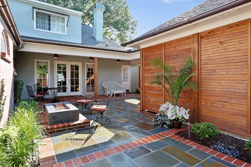 Southern Courtyard and Kitchen by Smith + Baker - Photo 10