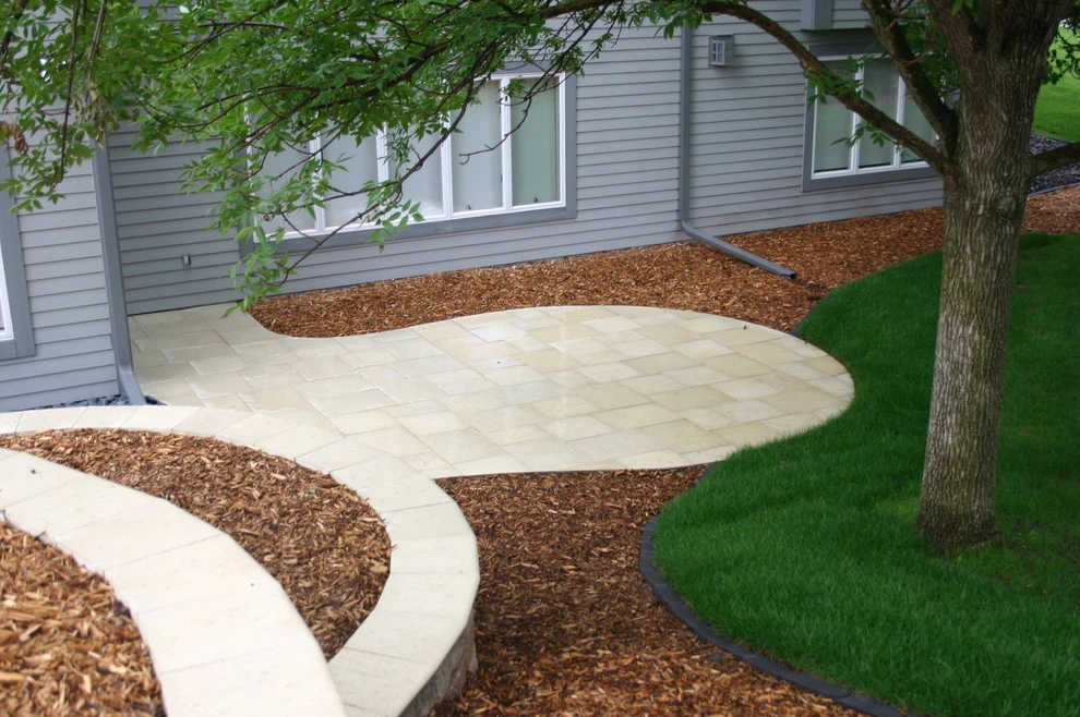 Mendota Heights, MN-Back Yard Project by Steve Wilde - Bachman's Landscape Design - Photo 7