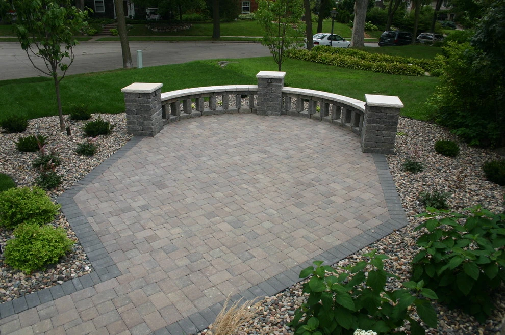 Minneapolis Front Yard Outdoor Living Area by Steve Wilde - Bachman's Landscape Design - Photo 4