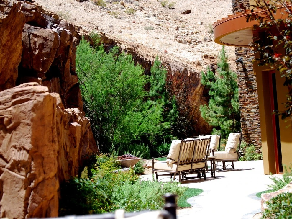 Portfolio by Sunset Oasis Landscapes - Photo 14