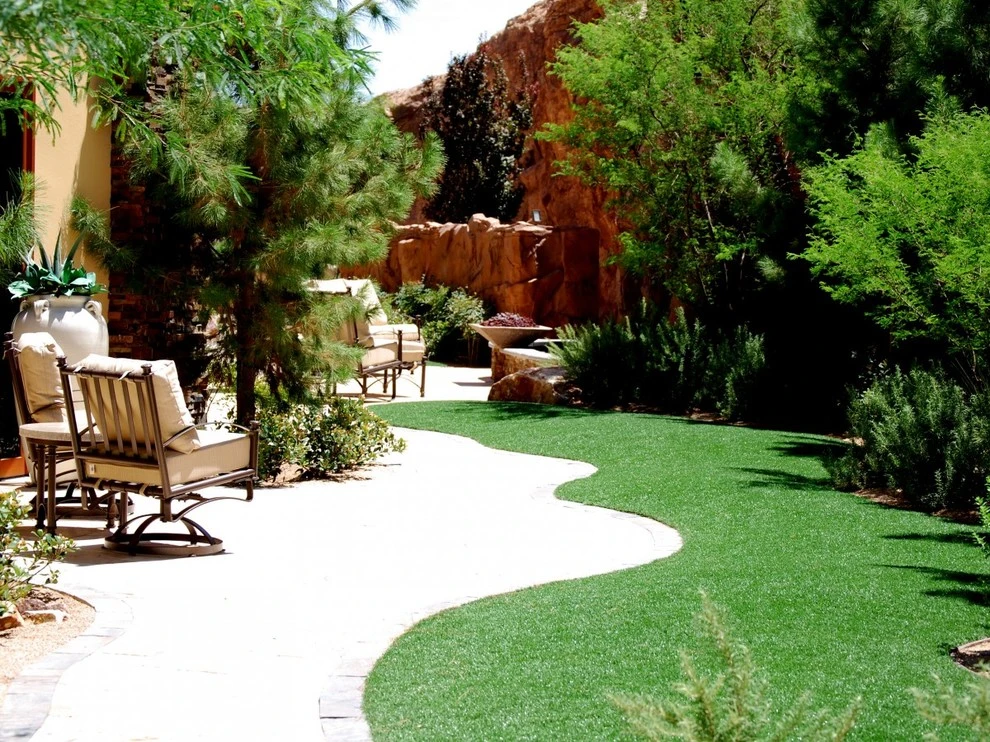 Sunset Oasis Landscapes - Photo 4