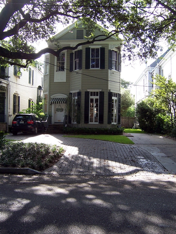 Driveways & Off-street Parking by Exterior Designs, Inc. By Beverly Katz - Photo 24