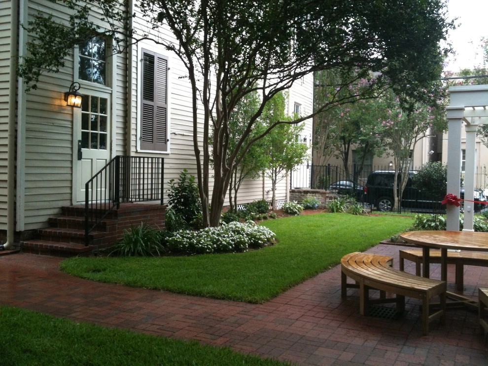 Courtyards by Exterior Designs, Inc. By Beverly Katz - Photo 28