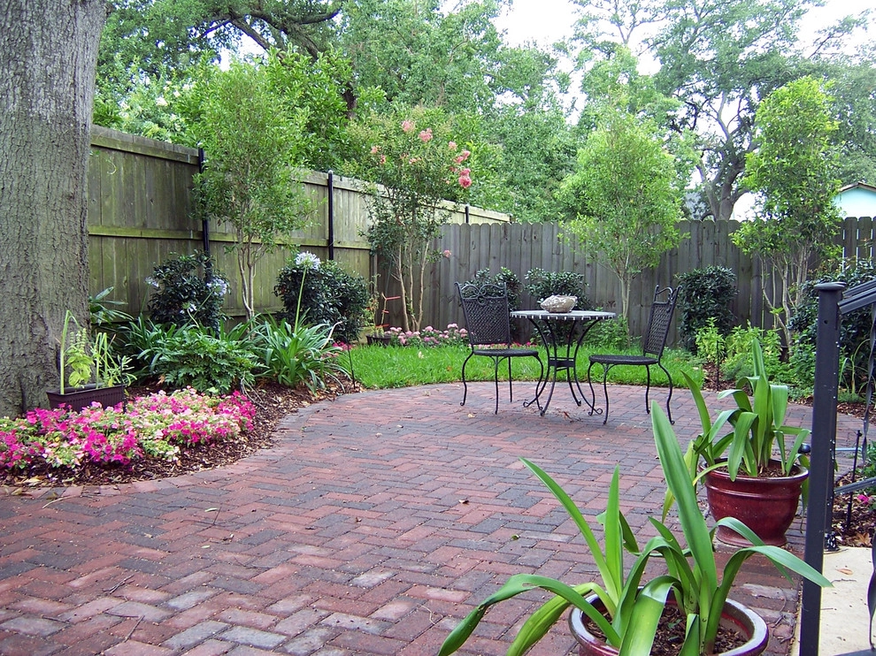 Courtyards by Exterior Designs, Inc. By Beverly Katz - Photo 9