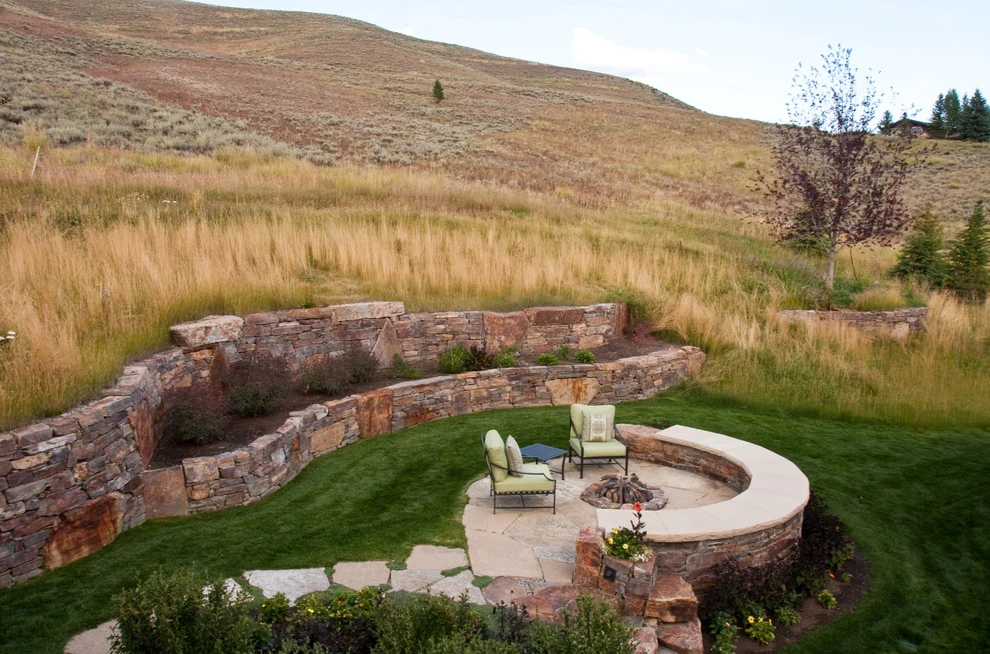 Sun Valley | Outdoor Fire Pit by Terry T. King Landscape Architecture - Photo 3
