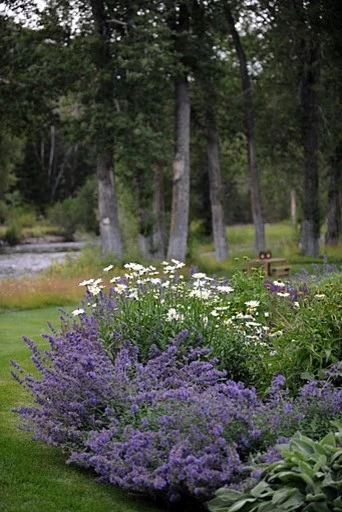 Ketchum | Old World Mountain Landscape by Terry T. King Landscape Architecture - Photo 4