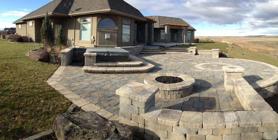 Hillsdale Estates Residence | Hardscaping by Terry T. King Landscape Architecture - Photo 4