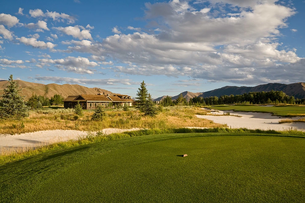 Mountain Golf Course Landscape by Terry T. King Landscape Architecture - Photo 3