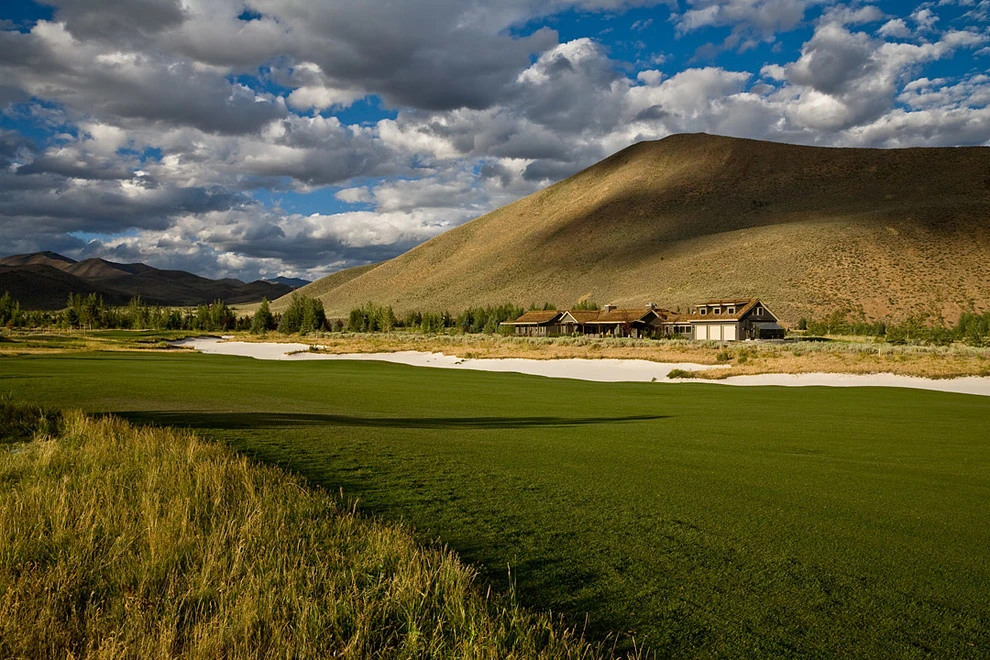 Mountain Golf Course Landscape by Terry T. King Landscape Architecture - Photo 29