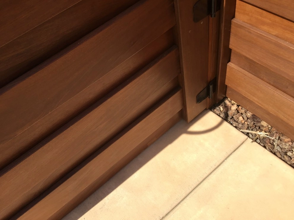 Red wood Fence , Horizontals Boards by Exterior Designs Landscape - Photo 17