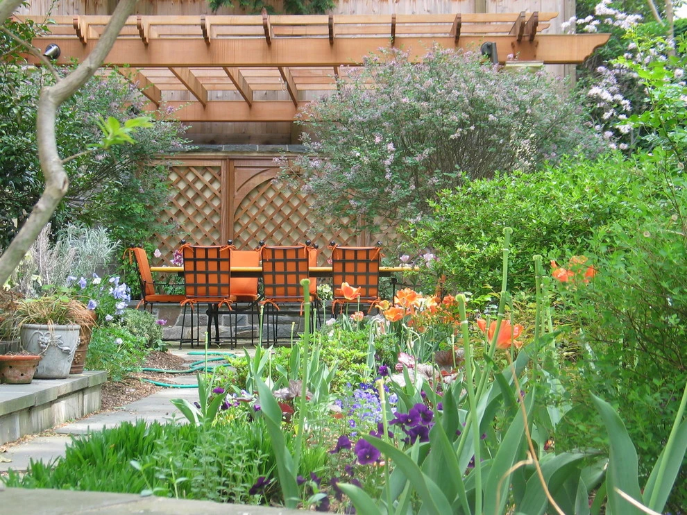 Spanish Style Space - Private Residence by The Landscape Group - TLG Design - Photo 4