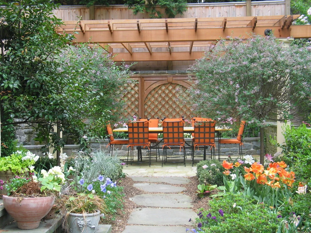 Spanish Style Space - Private Residence by The Landscape Group - TLG Design - Photo 5