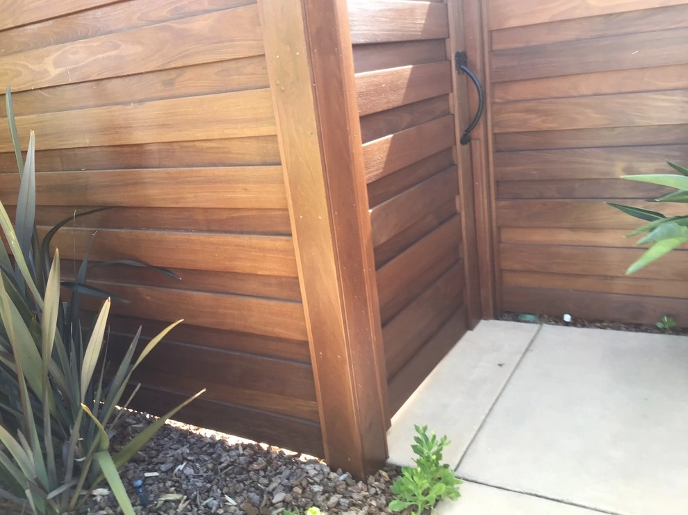 Red wood Fence , Horizontals Boards by Exterior Designs Landscape - Photo 20