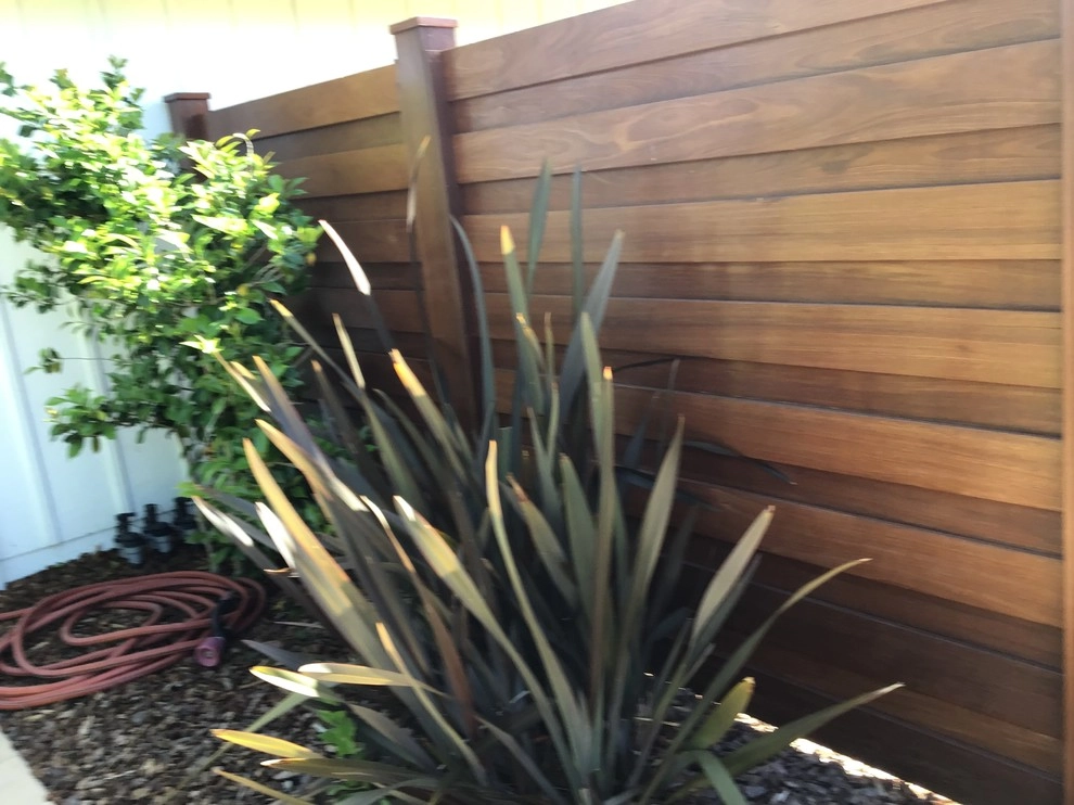 Red wood Fence , Horizontals Boards by Exterior Designs Landscape - Photo 21