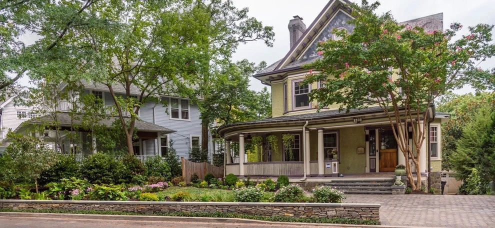 Northwest DC Victorian by Tiger Lily Landscapes, LLC - Photo 4