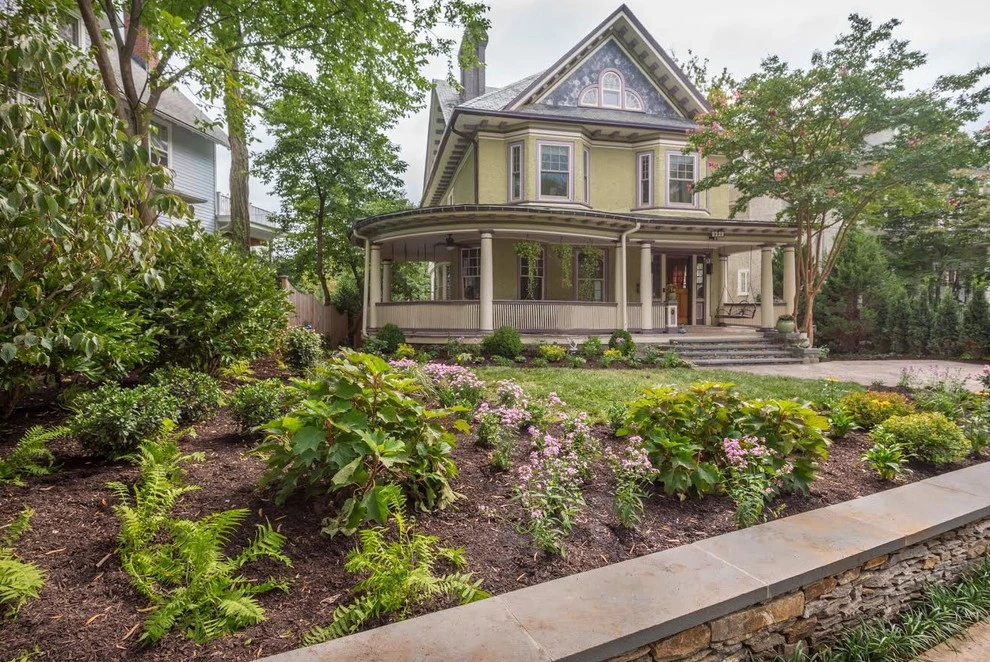 Northwest DC Victorian by Tiger Lily Landscapes, LLC - Photo 2
