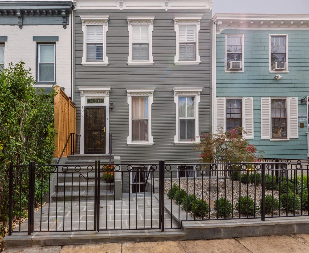 Dupont Circle Courtyard Garden by Tiger Lily Landscapes, LLC - Photo 2