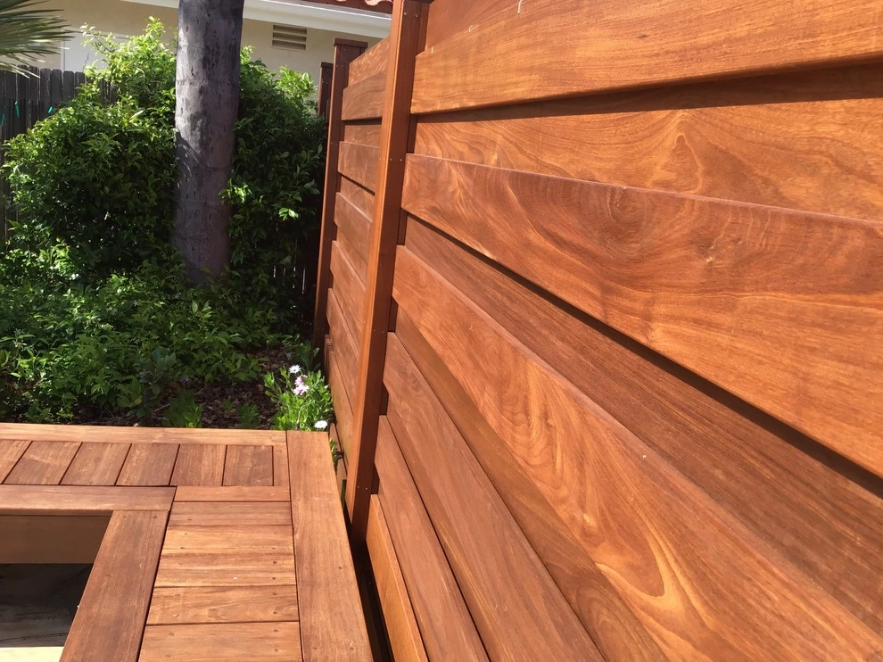 Red wood Fence , Horizontals Boards by Exterior Designs Landscape - Photo 15
