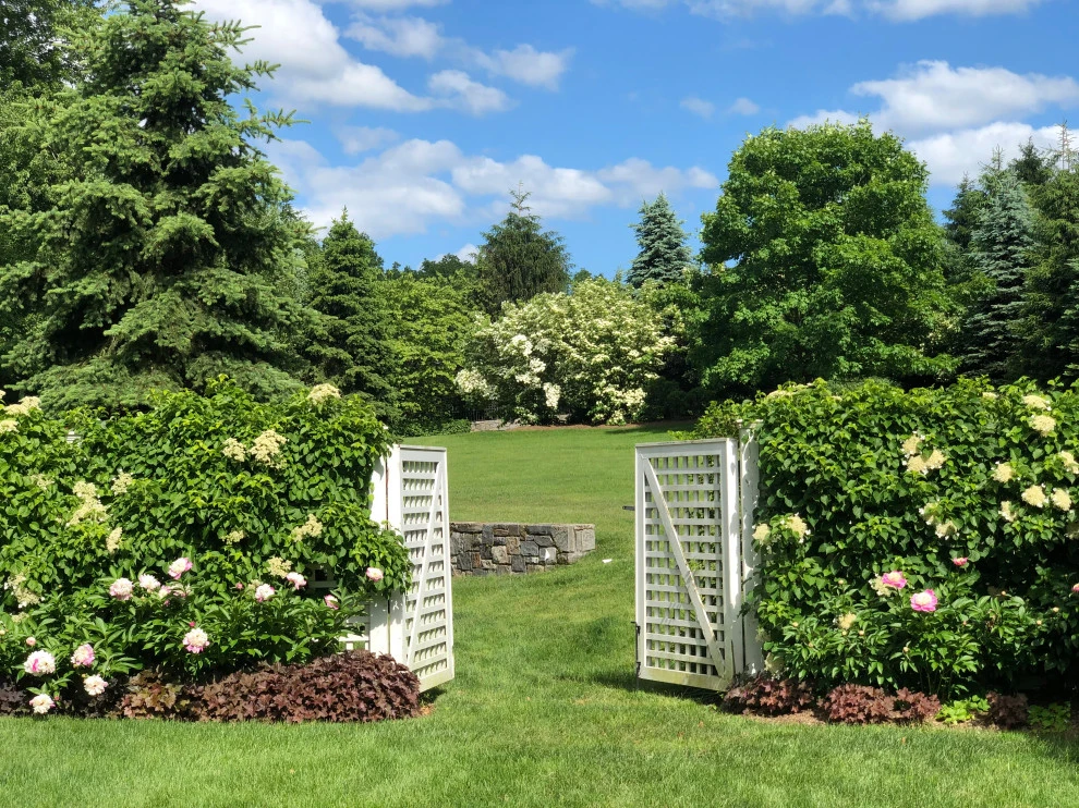 Colonial Home-Expansive Gardens by Ty Tan Designs, LLC - Photo 3