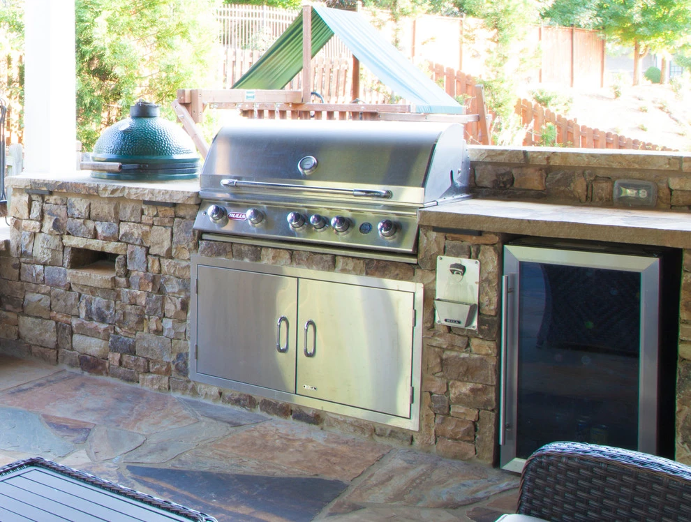 Outdoor Kitchens & Grills by Vision Hardscapes Of Atlanta - Photo 3