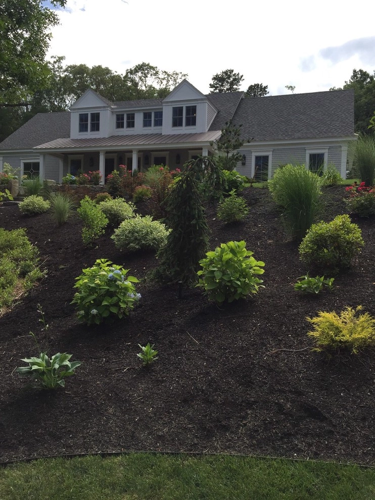 Fasolino Landscape Design & Maintenance by Fasolino Landscape Design & Construction Inc. - Photo 11