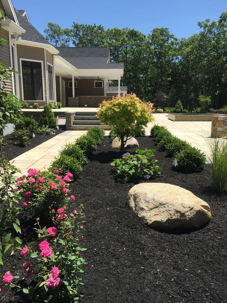 Fasolino Landscape Design & Maintenance by Fasolino Landscape Design & Construction Inc. - Photo 4