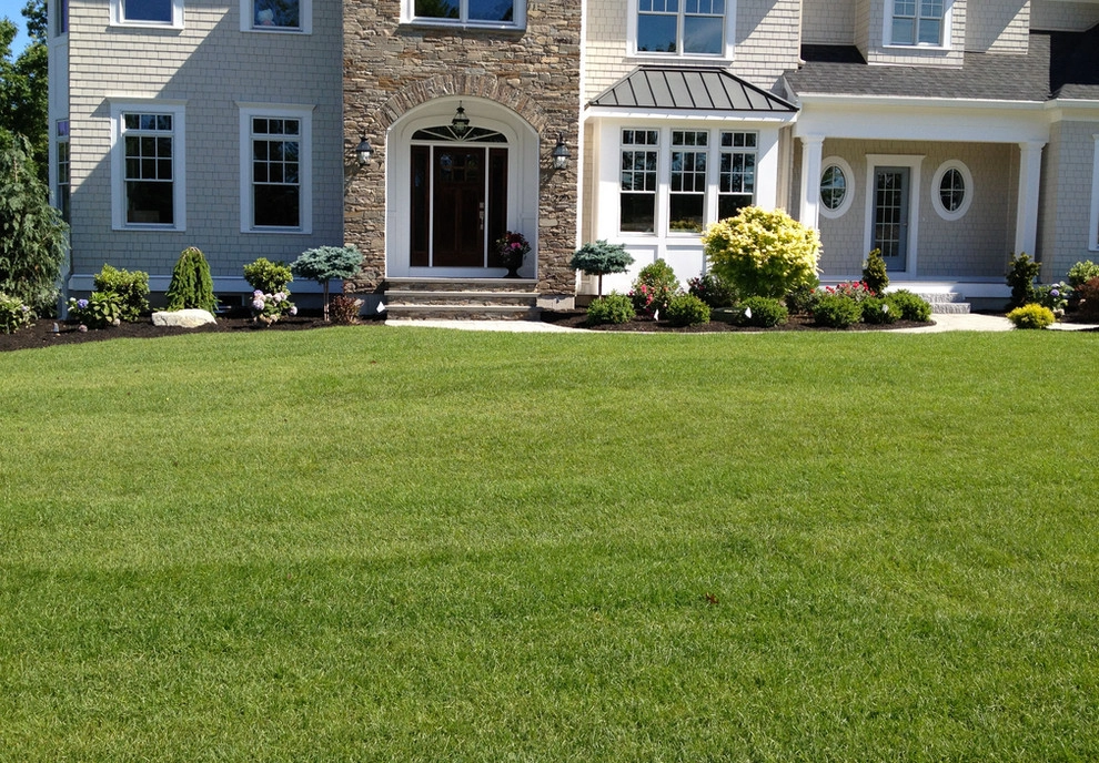 Fasolino Landscape Design & Maintenance by Fasolino Landscape Design & Construction Inc. - Photo 10