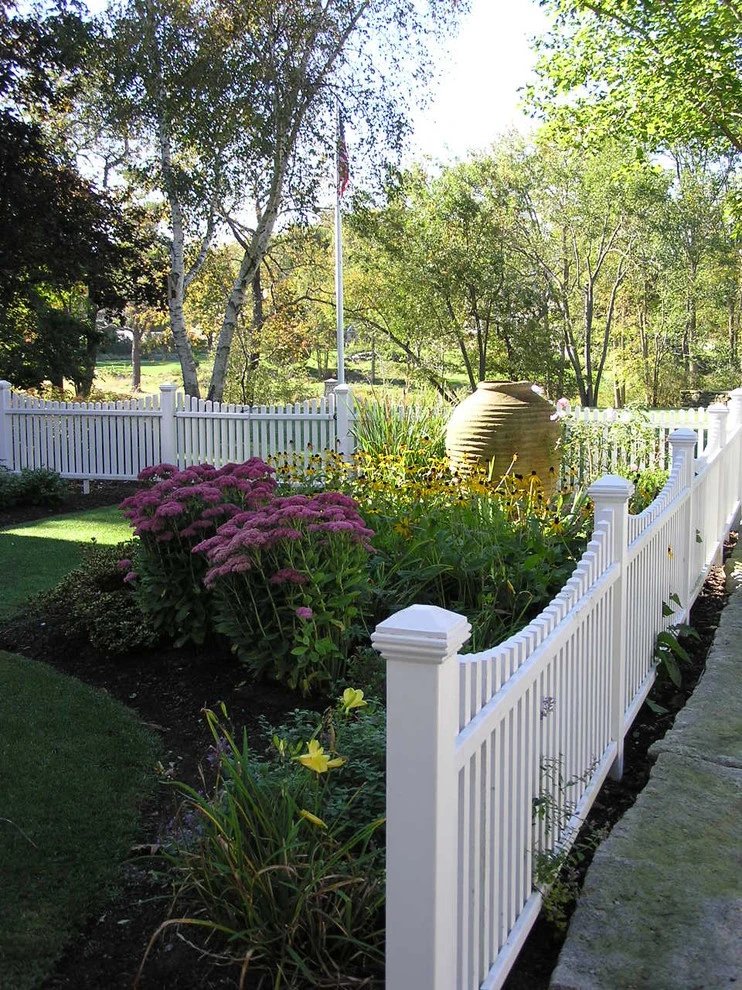 Country Estate by Woodburn & Company Landscape Architecture, LLC - Photo 2