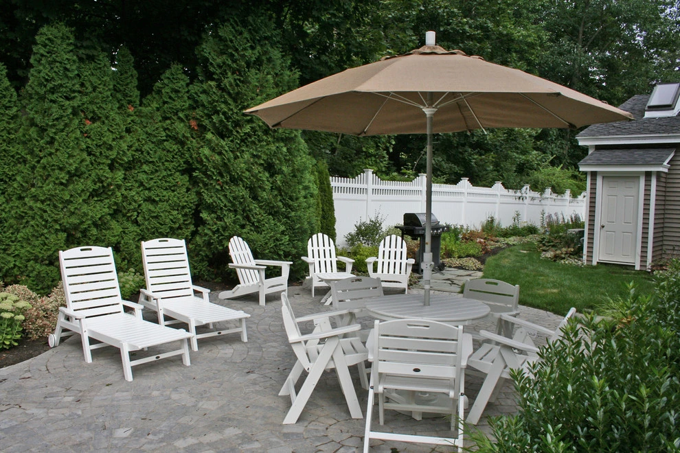 Private Patio by Woodburn & Company Landscape Architecture, LLC - Photo 3