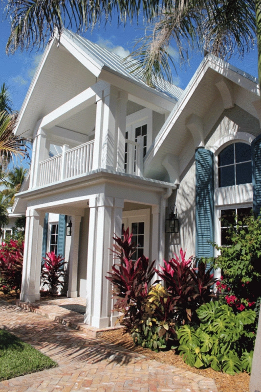 Island Cottage by Fernando Wong Outdoor Living Design - Photo 3
