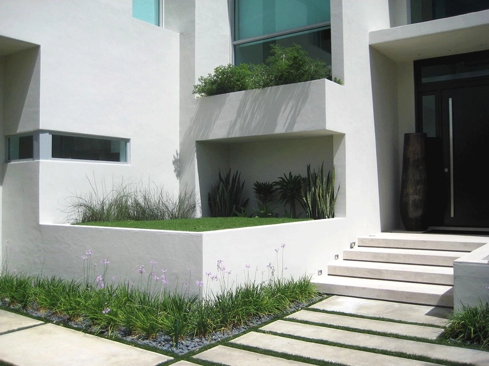 Tropical Modern by Fernando Wong Outdoor Living Design - Photo 4