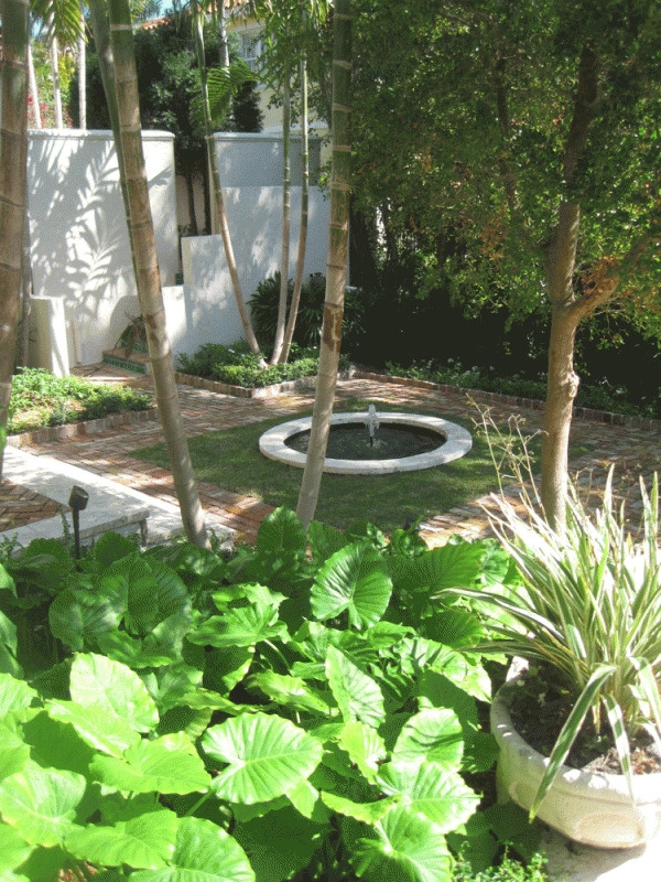 Tropical Paradise by Fernando Wong Outdoor Living Design - Photo 6