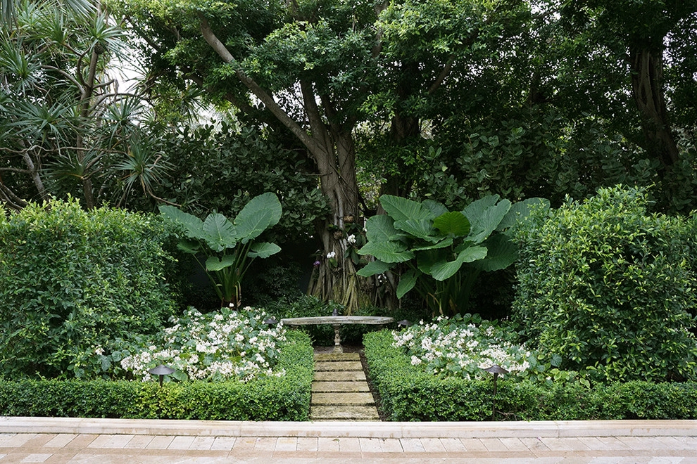 Oceanfront Estate by Fernando Wong Outdoor Living Design - Photo 15