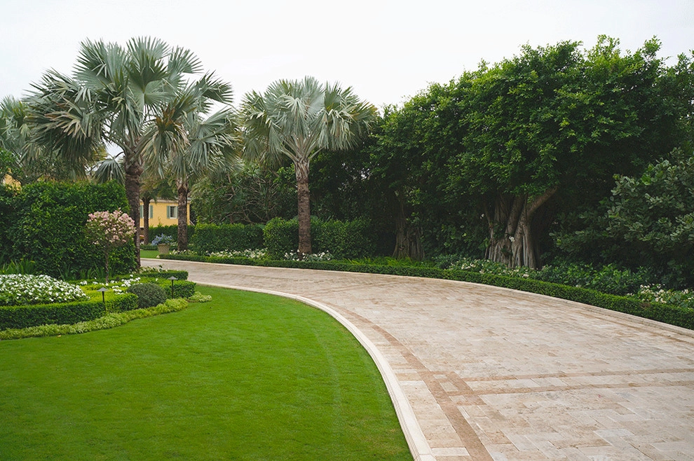 Oceanfront Estate by Fernando Wong Outdoor Living Design - Photo 5