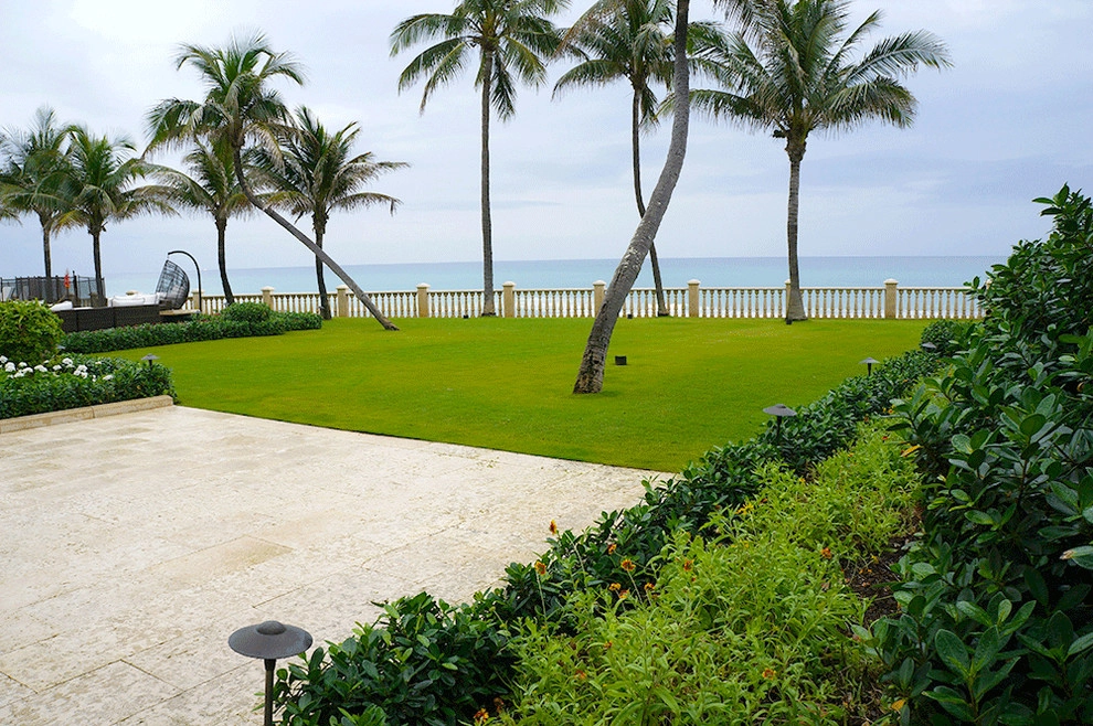 Oceanfront Estate by Fernando Wong Outdoor Living Design - Photo 11