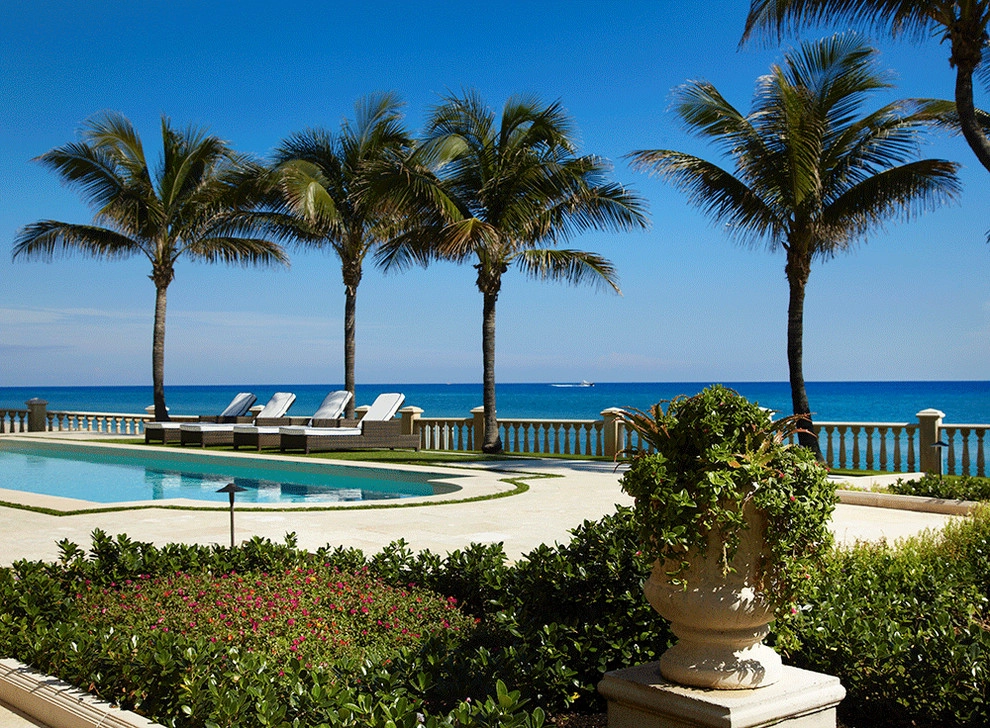 Oceanfront Estate by Fernando Wong Outdoor Living Design - Photo 4