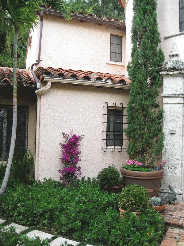Mediterranean Elegance by Fernando Wong Outdoor Living Design - Photo 3